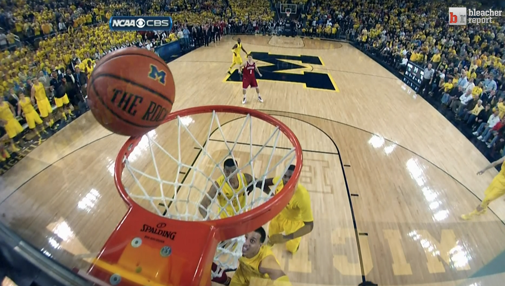 michigan-ball-on-rim-vs-indiana.png
